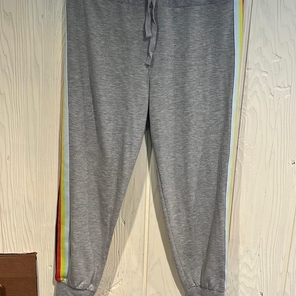 𝅺wild FABLE JOGGERS WITH STRIPES DOWN SIDES. Size s - Picture 1 of 8